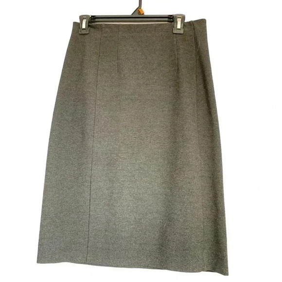 Ann Taylor soft  grey pencil skirt - Picture 2 of 5